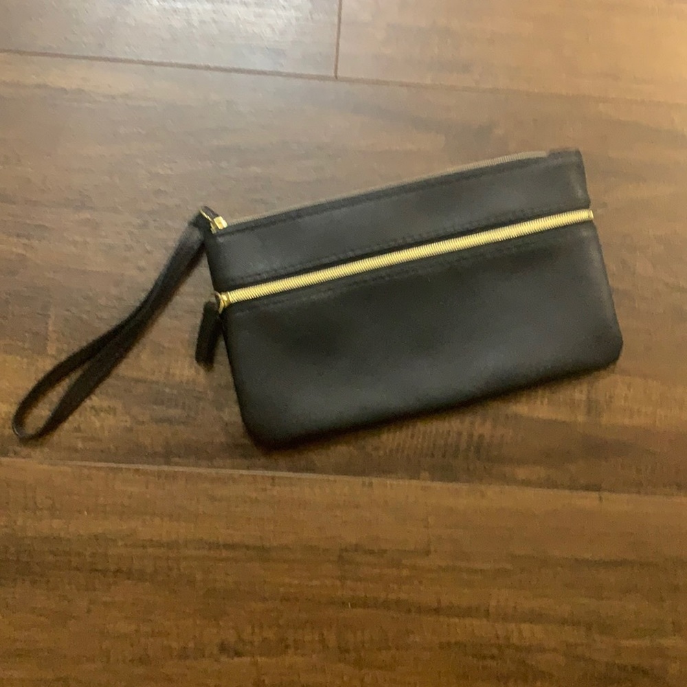 Black wristlet with card slots